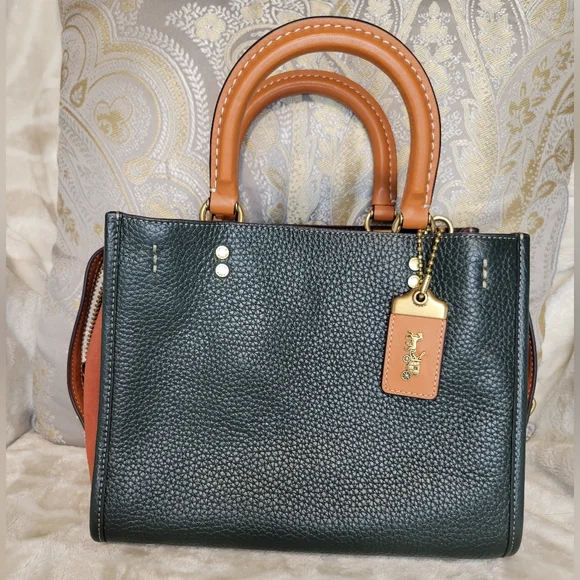 COACH ROGUE 25 (2021) - Picture 2 of 13